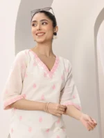 Off white Embroidered Cotton Straight Kurta - Image 3
